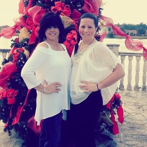 Meet your Posher, Saraya